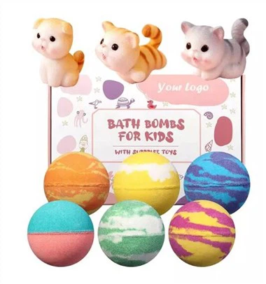 Rich Bubble Kids Bath Bomba meglepetéssel belül